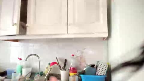 Luisa Monsters online show from November 23, 3:23 pm