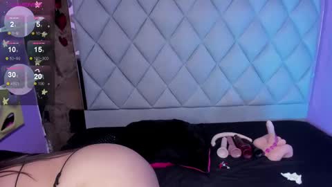 Snapshot of luisanaboob chatting on March 2, 2:43 pm luisanaboobs online show from March 2, 2:43 pm