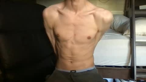 Snapshot of luisapolonio chatting on February 7, 9:48 pm Luis online show from February 7, 9:48 pm