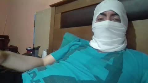 Snapshot of luisfvc chatting on February 18, 5:03 am luisfvc online show from February 18, 5:03 am