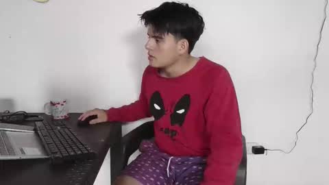 Luis S Kennedy online show from March 6, 2:13 pm