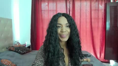 Luissa online show from December 1, 1:16 pm