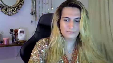 luizacandy online show from December 1, 10:21 pm