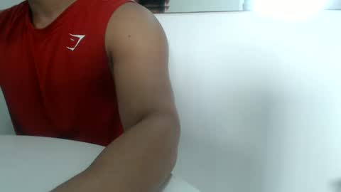 Snapshot of lukafitness chatting on September 19, 11:55 am lukafitness online show from September 19, 11:55 am