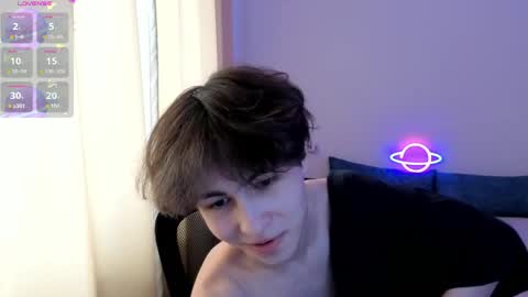 lukahayes online show from April 3, 12:36 pm