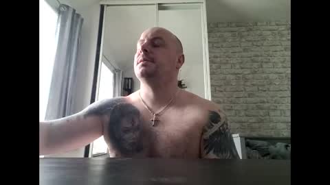 lukasz1808 online show from March 15, 2:01 pm