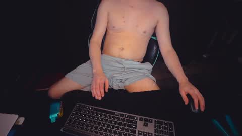 lukatripp online show from August 1, 7:29 am