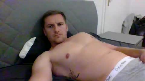 Snapshot of luke66a chatting on October 14, 4:41 pm luke66a online show from October 14, 4:41 pm