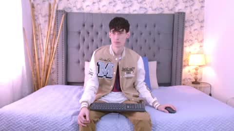 luke_carter online show from September 22, 1:02 pm