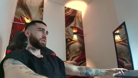 LUKE online show from October 2, 1:07 pm