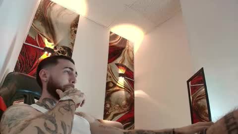 LUKE online show from February 17, 1:51 pm