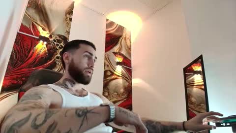 LUKE online show from February 24, 1:09 pm