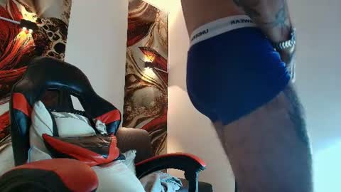 Snapshot of luke_davis01 chatting on June 13, 1:09 pm LUKE online show from June 13, 1:09 pm