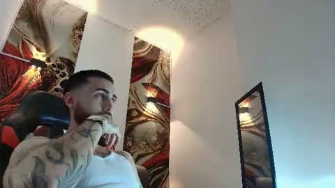 Snapshot of luke_davis01 chatting on June 20, 12:52 pm LUKE online show from June 20, 12:52 pm