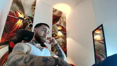 Snapshot of luke_davis01 chatting on June 24, 1:10 pm LUKE online show from June 24, 1:10 pm