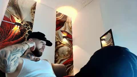Snapshot of luke_davis01 chatting on June 30, 1:01 pm LUKE online show from June 30, 1:01 pm