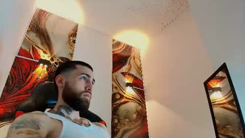Snapshot of luke_davis01 chatting on July 6, 12:57 pm LUKE online show from July 6, 12:57 pm