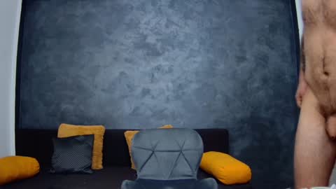 Snapshot of luke_eddison chatting on February 1, 8:08 am Luke online show from February 1, 8:08 am