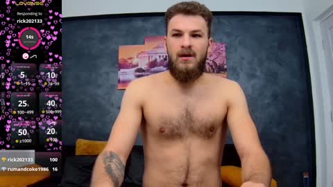 Snapshot of luke_eddison chatting on February 8, 5:51 am Luke online show from February 8, 5:51 am