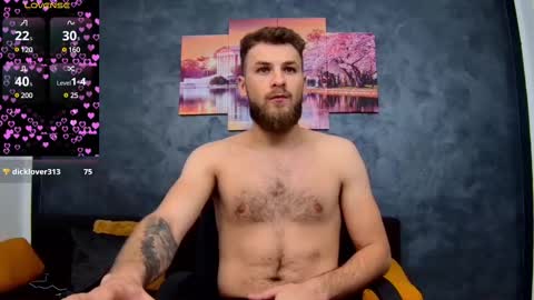 Snapshot of luke_eddison chatting on February 15, 11:06 am Luke online show from February 15, 11:06 am