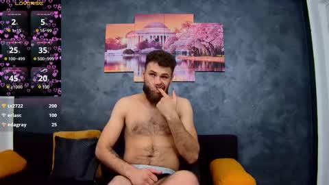 Snapshot of luke_eddison chatting on February 18, 10:16 am Luke online show from February 18, 10:16 am