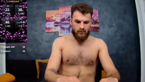 Snapshot of luke_eddison chatting on February 21, 9:45 am Luke online show from February 21, 9:45 am