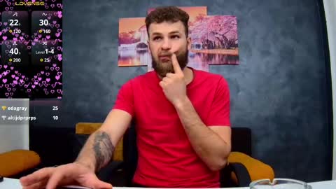 Snapshot of luke_eddison chatting on February 26, 10:26 am Luke online show from February 26, 10:26 am