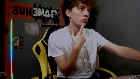 Luke online show from December 2, 10:42 am