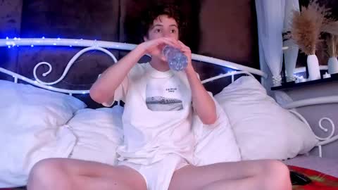 Luke online show from March 24, 6:02 pm