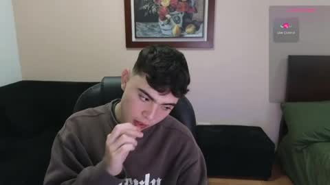 Snapshot of lukeboyce chatting on April 12, 3:00 am lukeboyce online show from April 12, 3:00 am