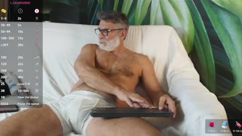 Snapshot of lukecrews chatting on March 19, 6:45 pm Luke Crews online show from March 19, 6:45 pm