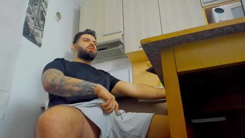 Snapshot of lukedenver chatting on February 16, 10:55 am Luke online show from February 16, 10:55 am