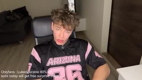 Snapshot of lukedesirable chatting on March 13, 5:08 pm lukedesirable online show from March 13, 5:08 pm