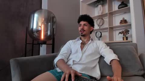 Snapshot of lukeetaylor_ chatting on October 17, 11:02 am Luke Taylor online show from October 17, 11:02 am