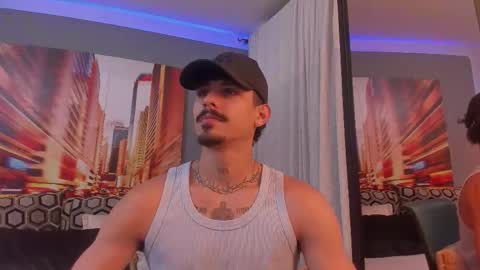 Snapshot of lukeetaylor_ chatting on January 16, 11:58 am Luke Taylor online show from January 16, 11:58 am