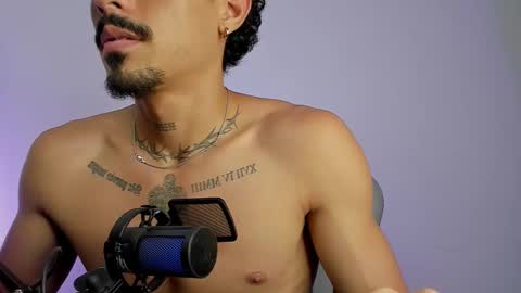 Snapshot of lukeetaylor_ chatting on March 18, 11:57 am Luke Taylor online show from March 18, 11:57 am