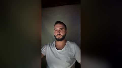 Snapshot of lukepetrovic chatting on August 8, 2:03 am lukepetrovic online show from August 8, 2:03 am