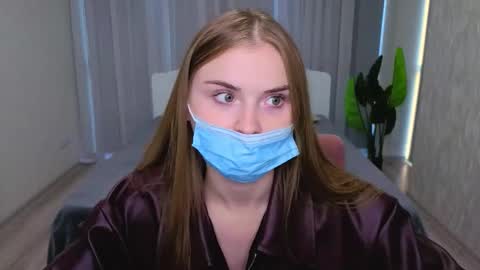 lukeriamoon online show from October 23, 4:45 am