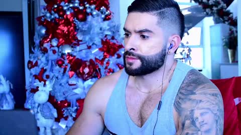 Lukhas f4f online show from December 8, 7:43 pm