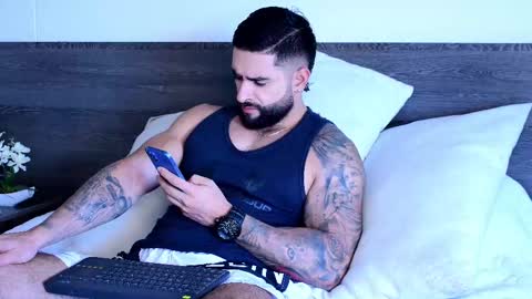 Lukhas f4f online show from October 7, 5:21 pm