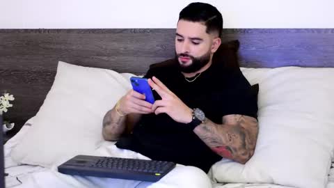 Lukhas f4f online show from October 19, 12:11 am