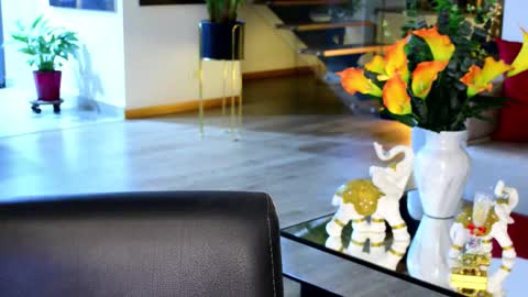 Snapshot of lukhass chatting on February 20, 5:15 am Lukhas f4f online show from February 20, 5:15 am