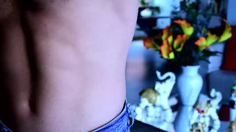 Snapshot of lukhass chatting on February 23, 4:15 pm Lukhas f4f online show from February 23, 4:15 pm