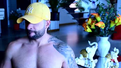 Snapshot of lukhass chatting on March 12, 7:20 pm Lukhas f4f online show from March 12, 7:20 pm