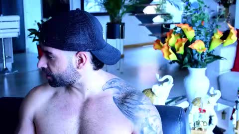 Snapshot of lukhass chatting on March 24, 4:45 pm Lukhas f4f online show from March 24, 4:45 pm