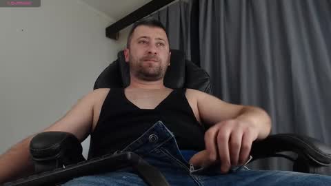 Snapshot of lukkee30 chatting on November 11, 11:54 am Sir Alex online show from November 11, 11:54 am