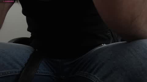 Snapshot of lukkee30 chatting on January 12, 5:51 pm Sir Alex online show from January 12, 5:51 pm