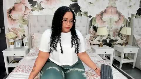 Luli Rose  online show from October 21, 3:07 am