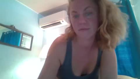 lullabyofbroadway online show from May 21, 8:38 pm