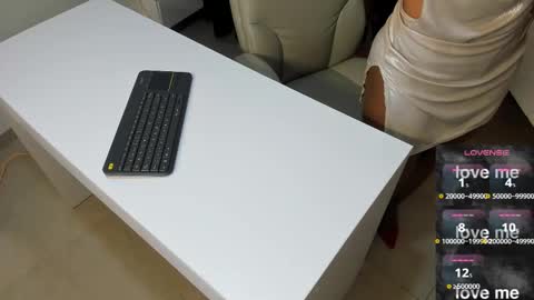 lulu online show from February 12, 12:44 pm